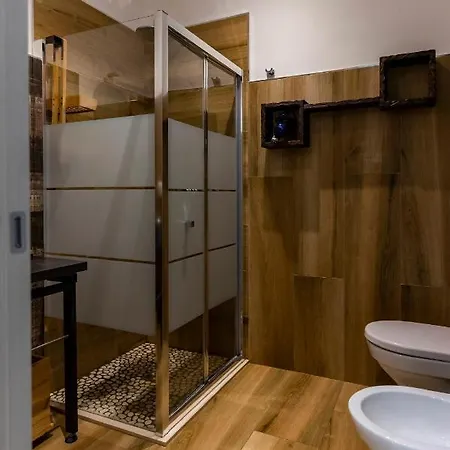 Bed and Breakfast Adrian's 3*