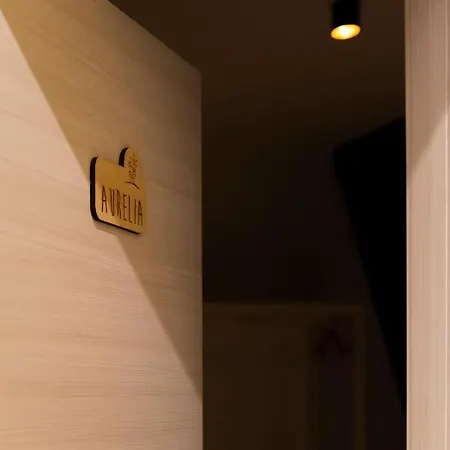 Adrian's Bed and Breakfast Turi