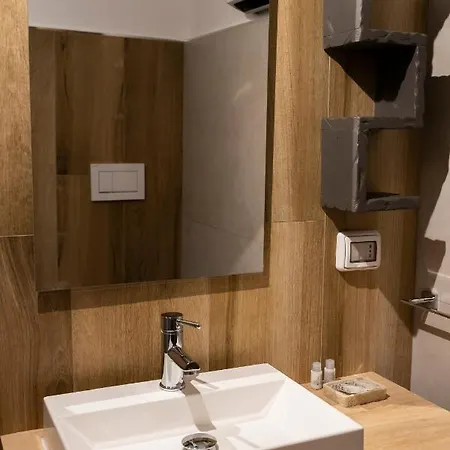 Adrian's Couette-café Turi