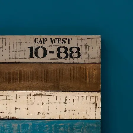 Adrian's Alojamento de Acomodação e Pequeno-almoço 3*