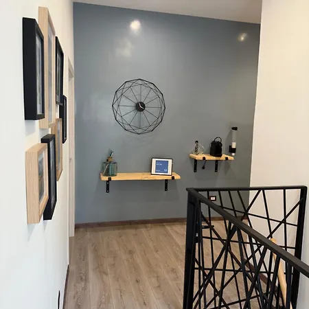 Adrian's Couette-café 3*