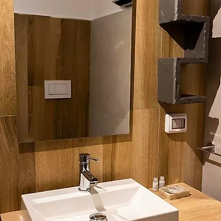 Adrian's Panzió 3*