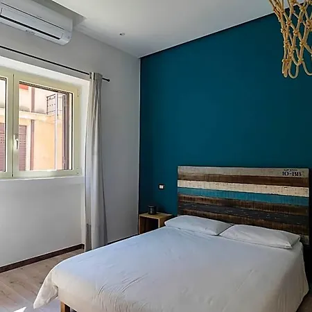 Adrian's Bed & Breakfast 3*